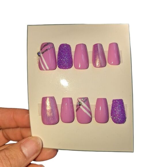 LILAC DREAMS Luxury Press On Nail Set PRESET SIZE LARGE - Picture 2 of 7
